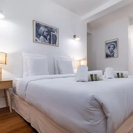 Lovely In - Saint Germain Des Pres 파리